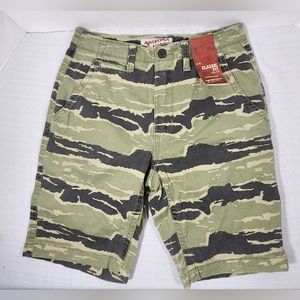 NWT Arizona Jeans Company Men's Classic Fit Camoflauge Shorts Size 28 Green